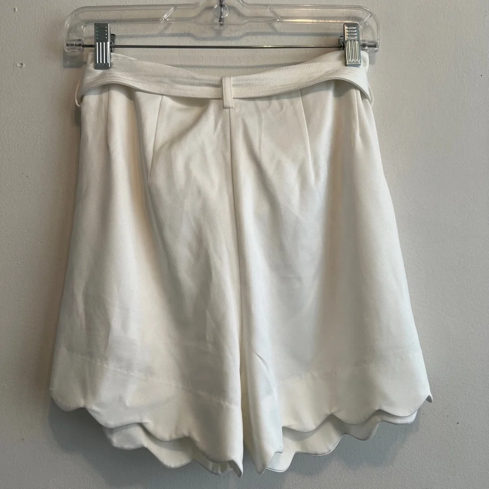 HYFVE Shorts, Size L, White